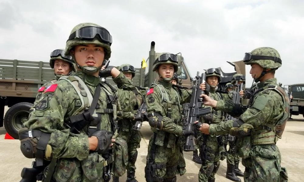 ''Tύμπανα'' πολέμου: Η Ταϊβάν θέτει σε συναγερμό τις ΕΔ λόγω Κίνας!